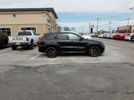Car Dealer «Falls Chrysler Jeep Dodge», reviews and photos, 4100 State Rd, Cuyahoga Falls, OH 44223, USA
