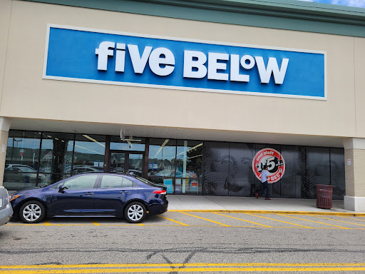 Variety Store «Five Below», reviews and photos, 6198 Little River Turnpike, Alexandria, VA 22312, USA