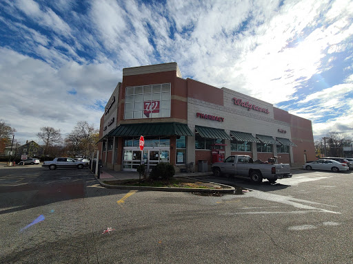 Drug Store «Walgreens», reviews and photos, 241 N Washington Ave, Bergenfield, NJ 07621, USA