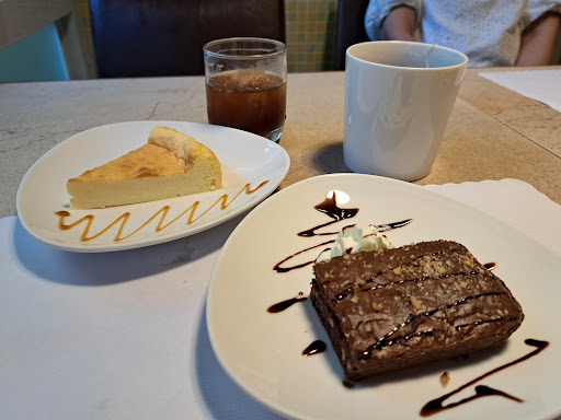 布朗尼咖啡餐廳Brownies Cafe 的照片