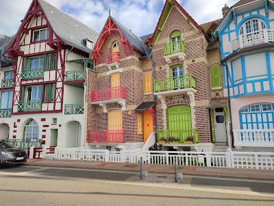 Esplanade de Mers-les-Bains à Mers-les-Bains