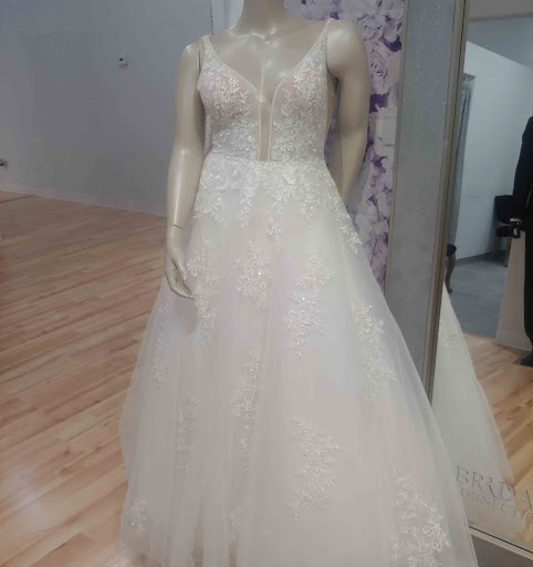 Bridal Shop «Bridal Connection», reviews and photos, 708 N Ankeny Blvd, Ankeny, IA 50023, USA