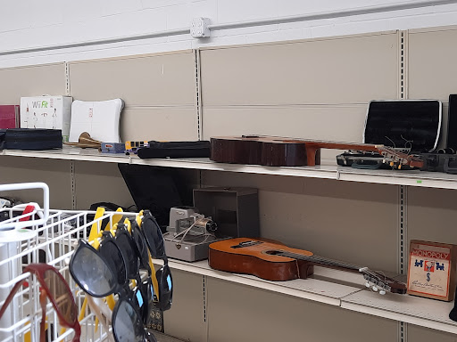 Thrift Store «The Salvation Army Family Stores- Twin Cities», reviews and photos, 1000 E Moore Lake Dr, Fridley, MN 55432, USA