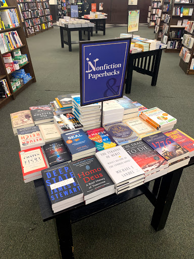 Book Store «Barnes & Noble», reviews and photos, 3600 Stevens Creek Blvd, San Jose, CA 95117, USA
