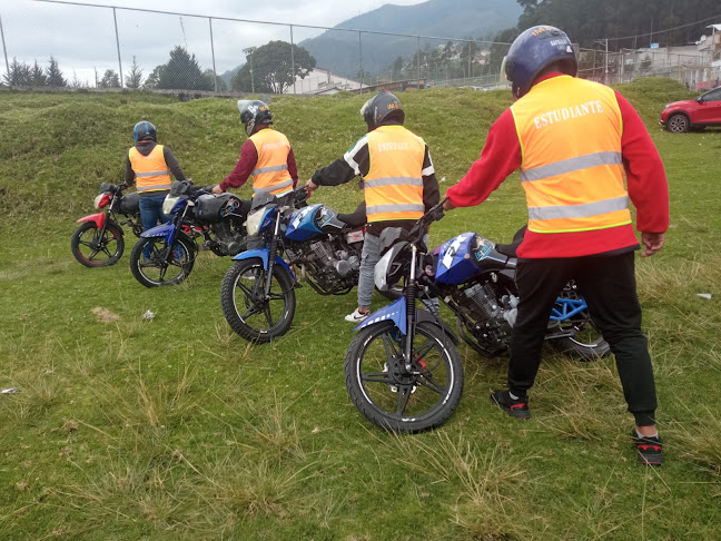 Teléfono de Pista De Aprendizaje Escuela De Motos Escosem