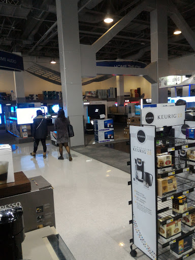 Technology shops in Vancouver
