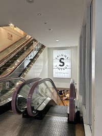 SPINNS VINTAGE 心斎橋OPAきれい館店