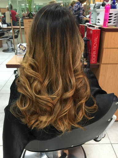 Hair Salon «Hair by Marina @ Le Salon Complet», reviews and photos, 19300 Rinaldi St, Porter Ranch, CA 91326, USA