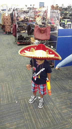 Thrift Store «Goodwill Turnberry Retail Store», reviews and photos, 12638 Jefferson Ave #30, Newport News, VA 23602, USA