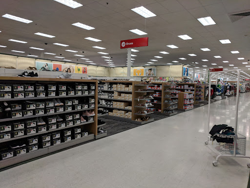 Department Store «Target», reviews and photos, 11525 S Pkwy Plaza Dr, South Jordan, UT 84095, USA