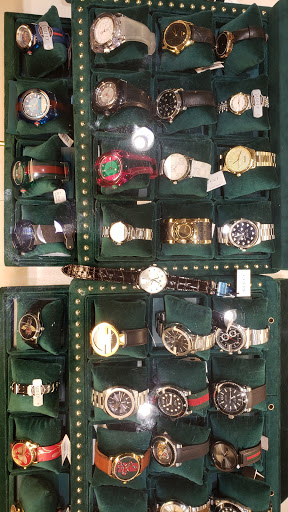 Jewelry Store «Jared The Galleria of Jewelry», reviews and photos, 16070 W Bluemound Rd, Brookfield, WI 53005, USA