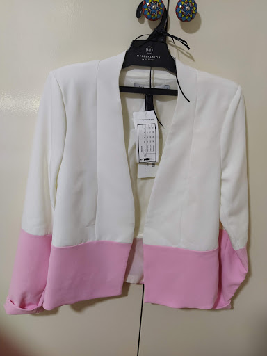 Stores to buy women's pantsuits for weddings Buenos Aires