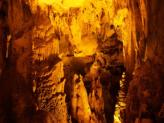 Dupnisa Mağarası