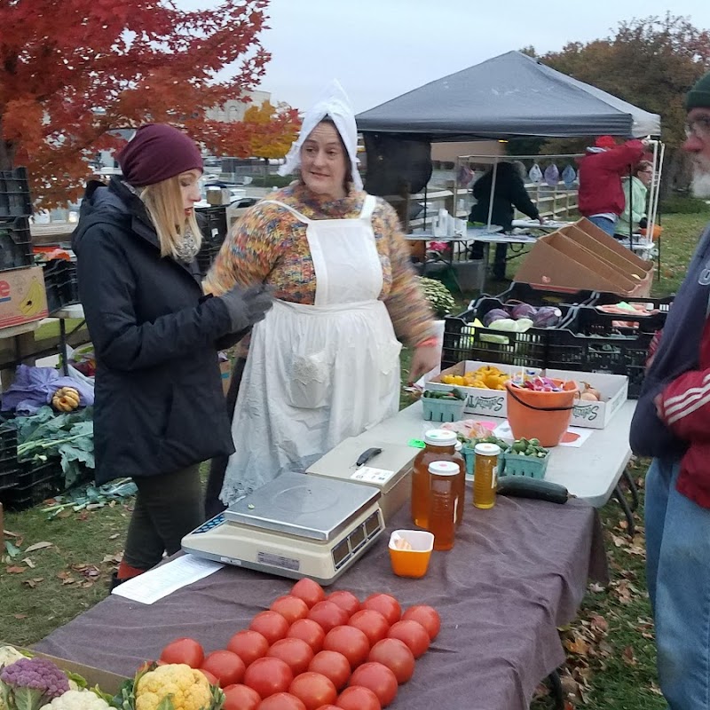 Menasha Farm Fresh Market