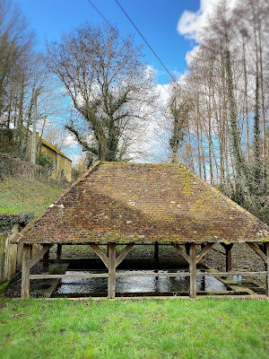 Lavoir du Lampy à Le Val-d'Ocre
