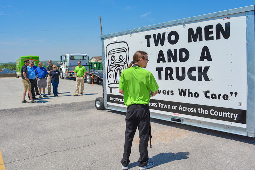 Moving and Storage Service «Two Men and a Truck», reviews and photos, 6702 L St, Omaha, NE 68117, USA