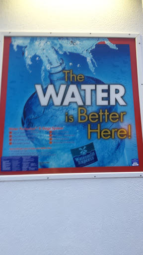 Grocery Store «Grocery Outlet Bargain Market», reviews and photos, 825 W 11th St, Tracy, CA 95376, USA