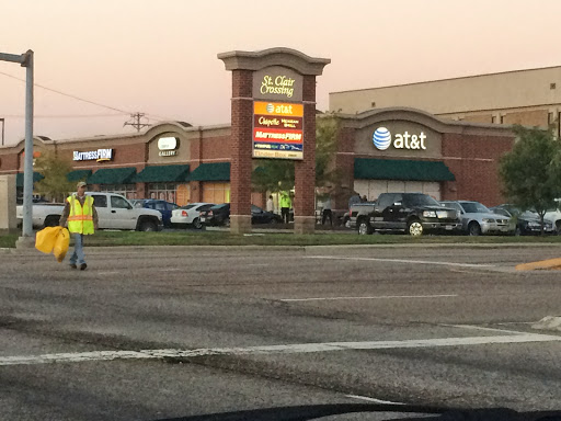 Shopping Mall «St. Clair Square», reviews and photos, 134 St Clair Square, Fairview Heights, IL 62208, USA