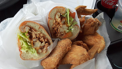 Momo's Fish And Chicken Subs