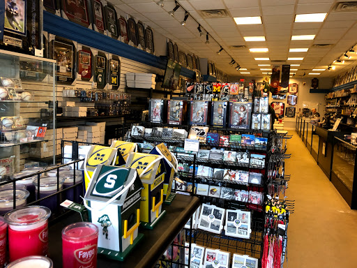 Sports Card Store «Rochester Sports Cards and Memorabilia», reviews and photos, 407 S Main St, Rochester, MI 48307, USA