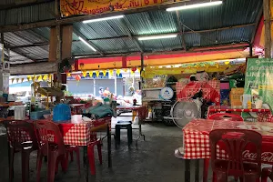 Vegetarian restaurant : Nong J (ร้านน้องเจ) image