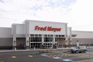 Fred Meyer image