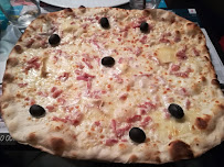Plats et boissons du Pizzeria La Pizza Du Coin à Dieppe - n°11