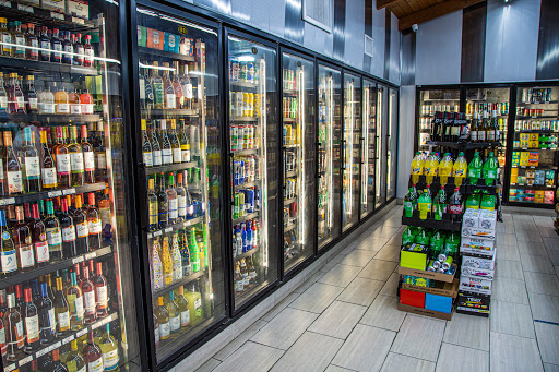 Liquor Store «Forum Liquors», reviews and photos, 801 S Prairie Ave, Inglewood, CA 90301, USA