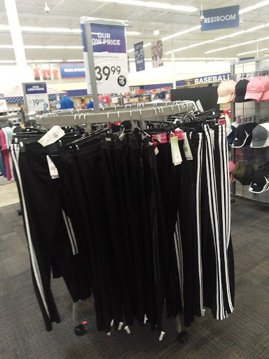 Sporting Goods Store «Academy Sports + Outdoors», reviews and photos, 8843 Veterans Memorial Blvd, Metairie, LA 70003, USA