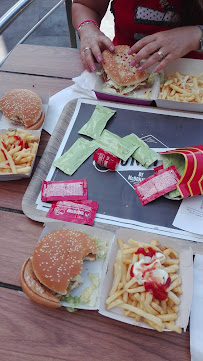 Cheeseburger du Restauration rapide McDonald's à Chessy - n°4