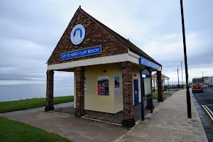 Whitby Cliff Lift image