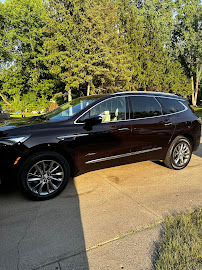 ShuttleAire LLC- Transportation Service - Photo 2 - Car repair in , Flint