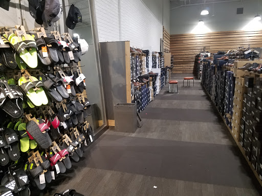 Shoe Store «DSW Designer Shoe Warehouse», reviews and photos, 12997 Fair Lakes Shopping Center, Fairfax, VA 22033, USA