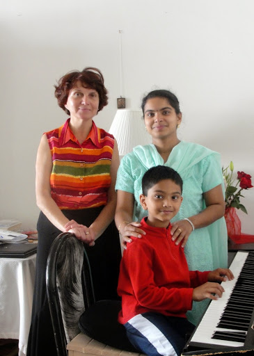 Piano and Russian Lessons with Larysa Yost