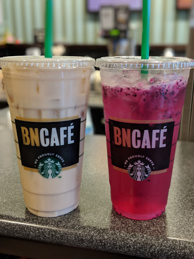 Book Store «Barnes & Noble», reviews and photos, 96 Derby St, Hingham, MA 02043, USA