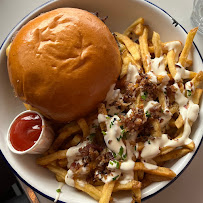 Plats et boissons du Restaurant de hamburgers PNY FAUBOURG SAINT-DENIS à Paris - n°2