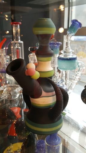 Tobacco Shop «Smoking Buddha Shop», reviews and photos, 972 W 18th, Chicago, IL 60607, USA