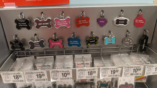 Pet Supply Store «PetSmart», reviews and photos, 2840 W Chandler Blvd, Chandler, AZ 85224, USA