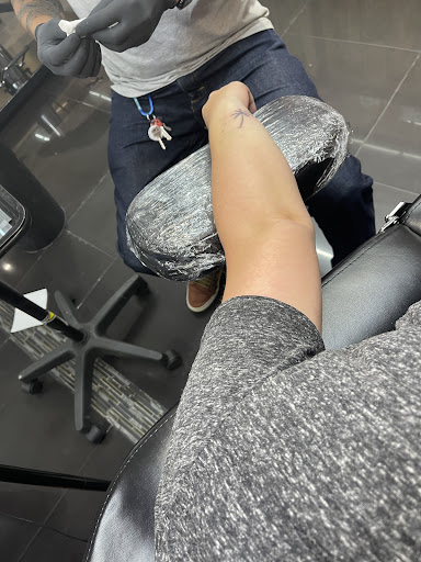 Tattoo Shop «Empire Ink Tattoo», reviews and photos, 710 Washington Ave #5, Miami Beach, FL 33139, USA