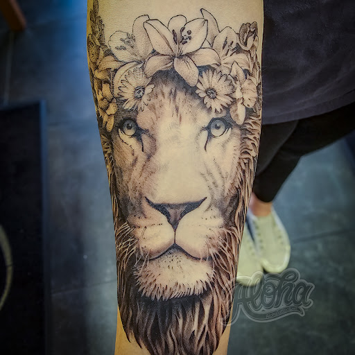 Explore small chicago tattoo ideas, creative tattoo ideas in Midvale, available at Aloha Tattoos - Award-Winning Utah Ink