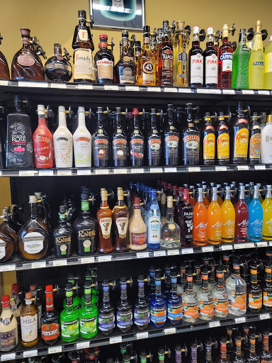 Liquor Store «535 Liquor», reviews and photos, 3260 Vineland Rd, Kissimmee, FL 34746, USA
