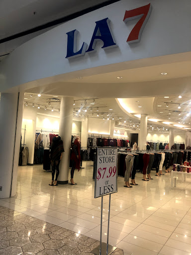 Shopping Mall «Fairlane Town Center», reviews and photos, 18900 Michigan Ave, Dearborn, MI 48126, USA