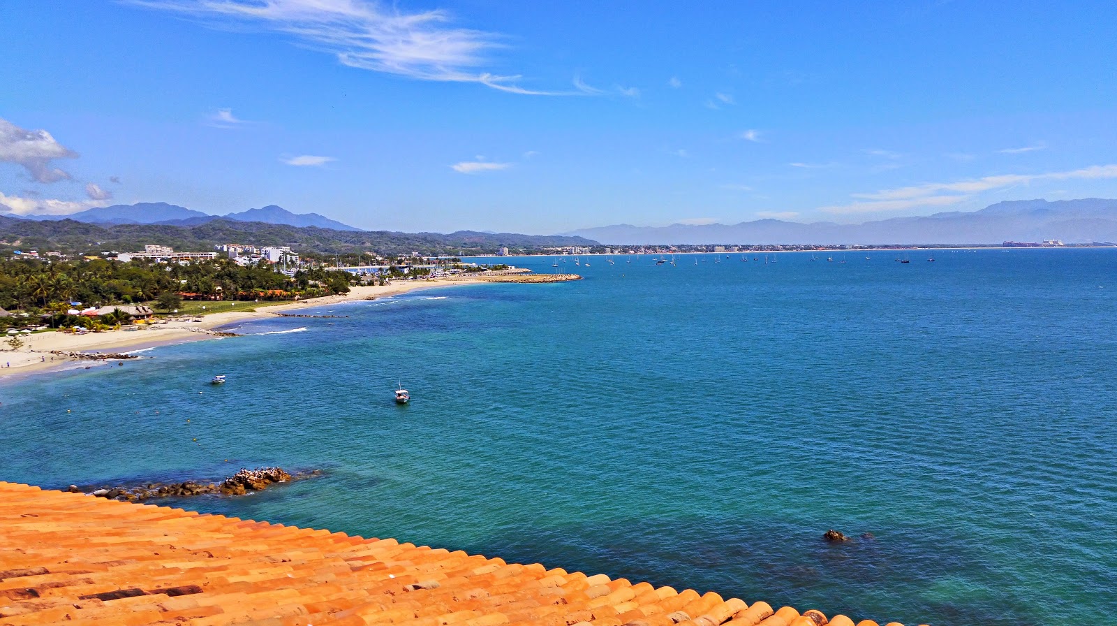 Foto de Manzanilla beach - lugar popular entre os apreciadores de relaxamento