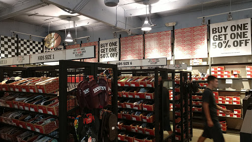 Shoe Store «Vans», reviews and photos, 485 N Tustin St, Orange, CA 92867, USA