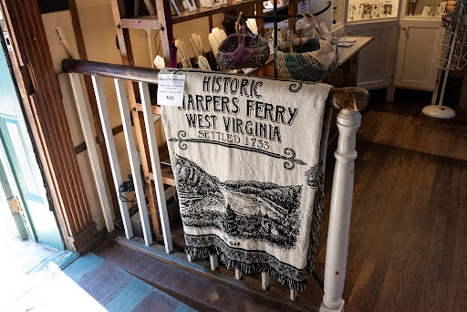 Boutique «Vintage Lady», reviews and photos, 180 High St, Harpers Ferry, WV 25425, USA