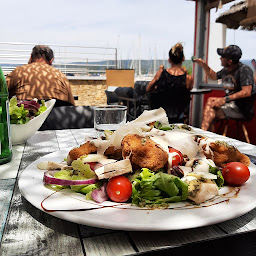 Photo n°12 de L'abri Côtier De La Madrague à Saint-Cyr-sur-Mer ()