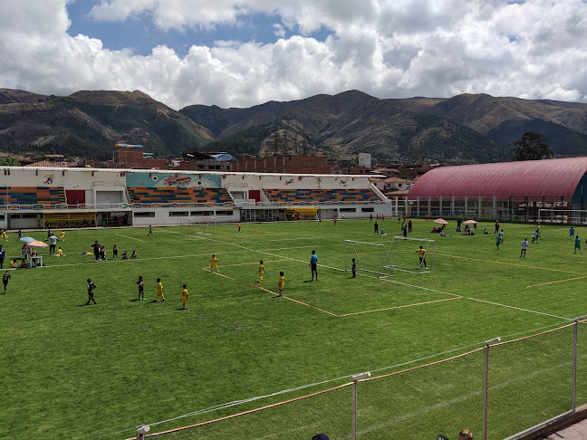 Complejo Deportivo, Cajona Huaylla, San Jerónimo