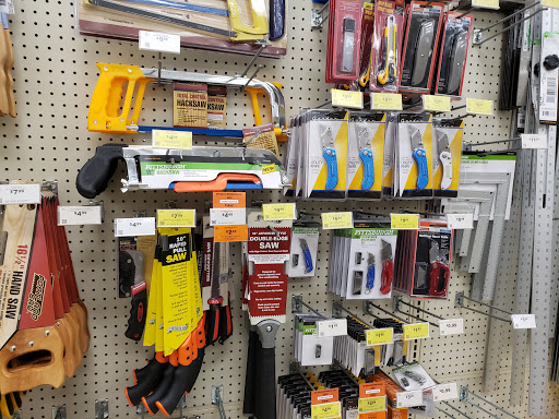 Hardware Store «Harbor Freight Tools», reviews and photos, 668 N. Riverside, Clarksville, TN 37040, USA