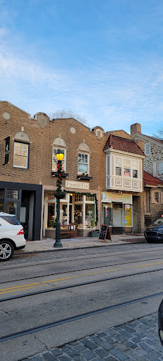Cake Shop «The Frosted Fox Cake Shop», reviews and photos, 6511 Germantown Ave, Philadelphia, PA 19119, USA