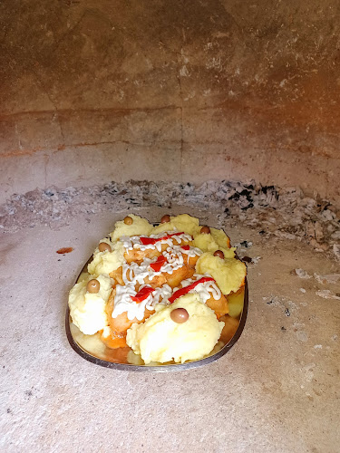 Restaurante Pinheiro - Sóninha e Emília do Rocha